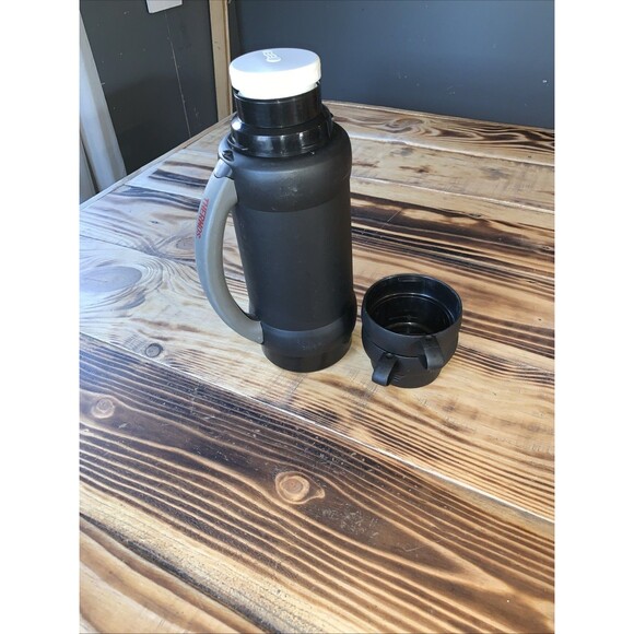 Thermos Model 32-34-100 1 Liter 2 Cups Used - Picture 10 of 10